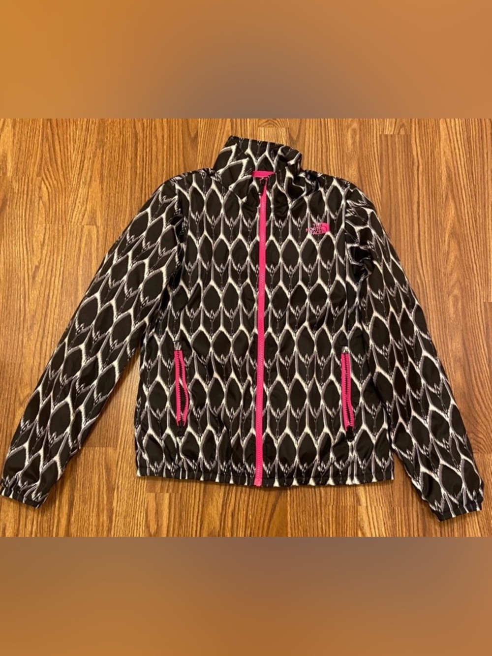 The North Base Black And Pink Windbreaker Jacket Women’s Size Medium